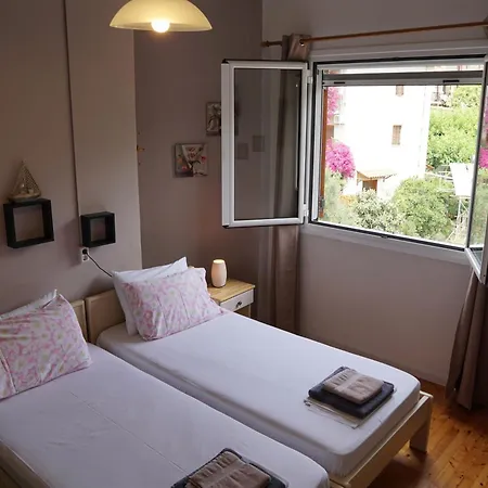 302 Sea And Sun Apartment's Δωμάτια σε οικογενειακή κατοικία Καρδαμύλη