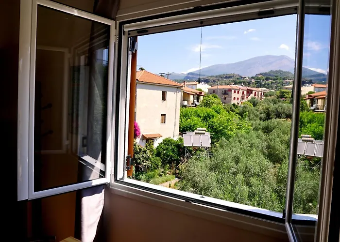 Δωμάτια σε οικογενειακή κατοικία 302 Sea And Sun Apartment's *