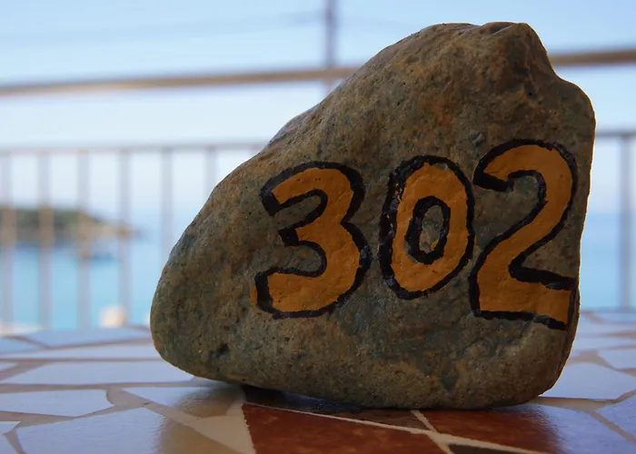 302 Sea And Sun Apartment's Καρδαμύλη